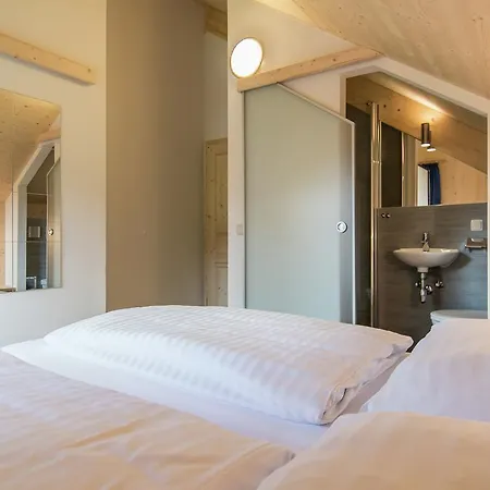 Wellness Chalet 1 シャレー